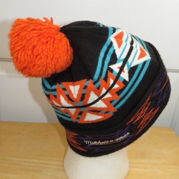 NBA Charlotte Hornets Mitchell & Ness Adult Pom Knit Toboggan Aztec Pattern AOP - Picture 3 of 5